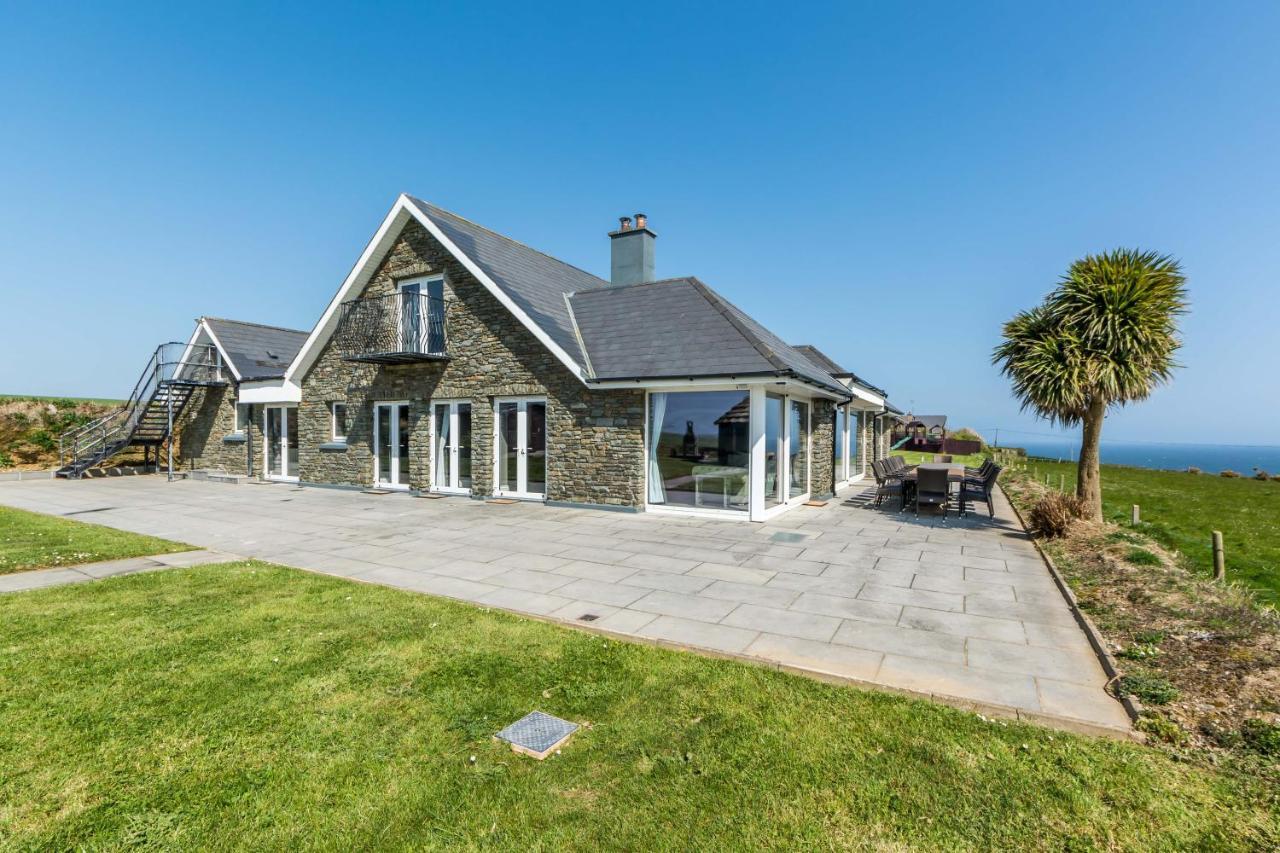 Ocean View,Kinsale, Hosted By Exquisite Holiday Homes, Sleeps 22 Kültér fotó